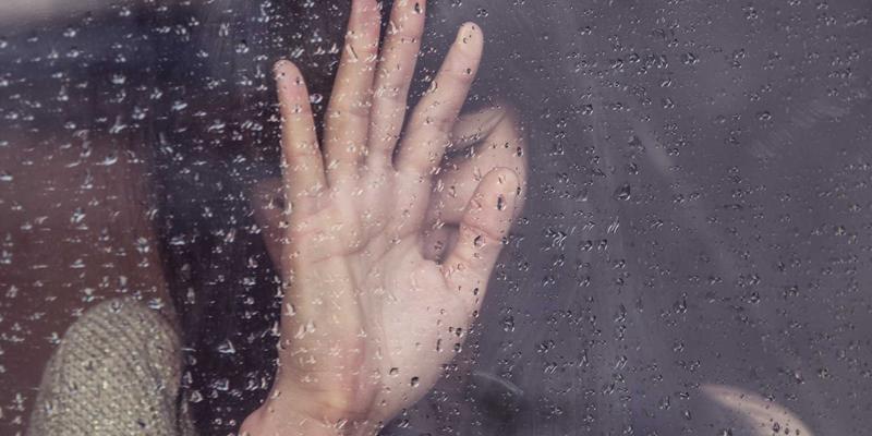 北欧设计如何重塑AI体验：Khalid Naji的个人成长博客揭示提升用户信任的界面哲学